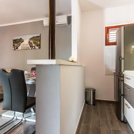 Vacation Uni Casa de Férias Obrovac