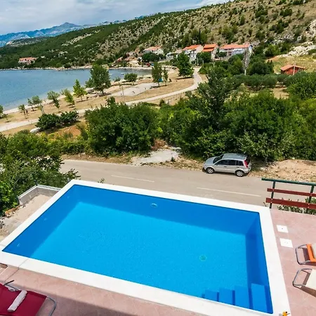 Casa de Férias Vacation Uni Obrovac