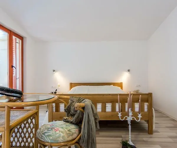 Vacation Uni أوبروفاتش