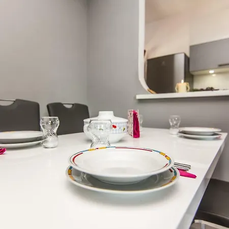 Vacation Uni * 奥布罗瓦茨