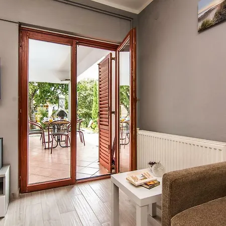 Vacation Uni 奥布罗瓦茨