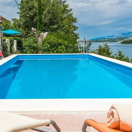 Vacation Uni * 奥布罗瓦茨