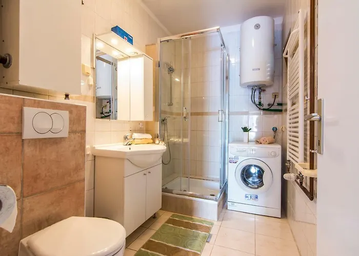 Vacation Uni בית נופש אוברובץ