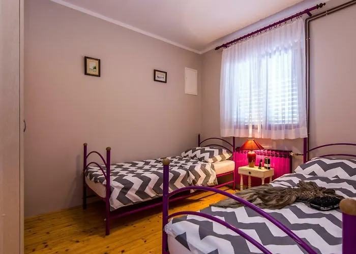 Vacation Uni אוברובץ