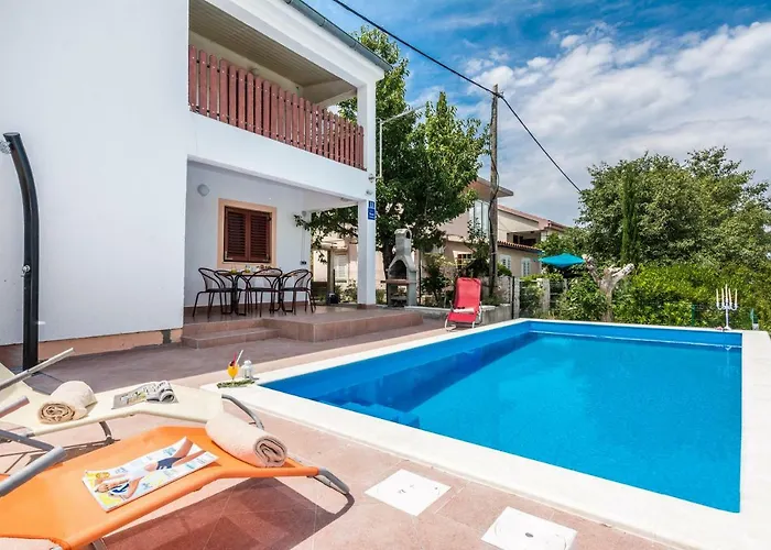 Vacation Uni בית נופש